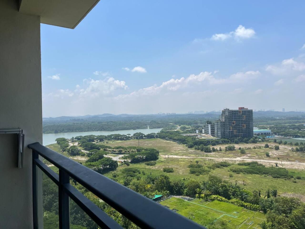 Forest city Ataraxia park homestay
