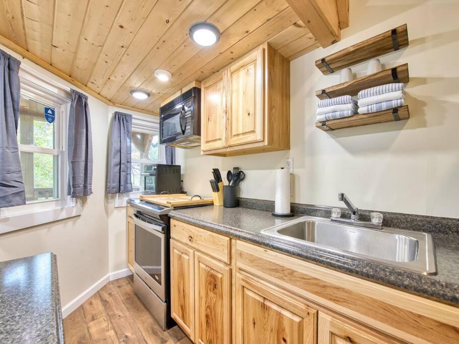 Casey Paradise Tiny Home Mountain Retreat view 2