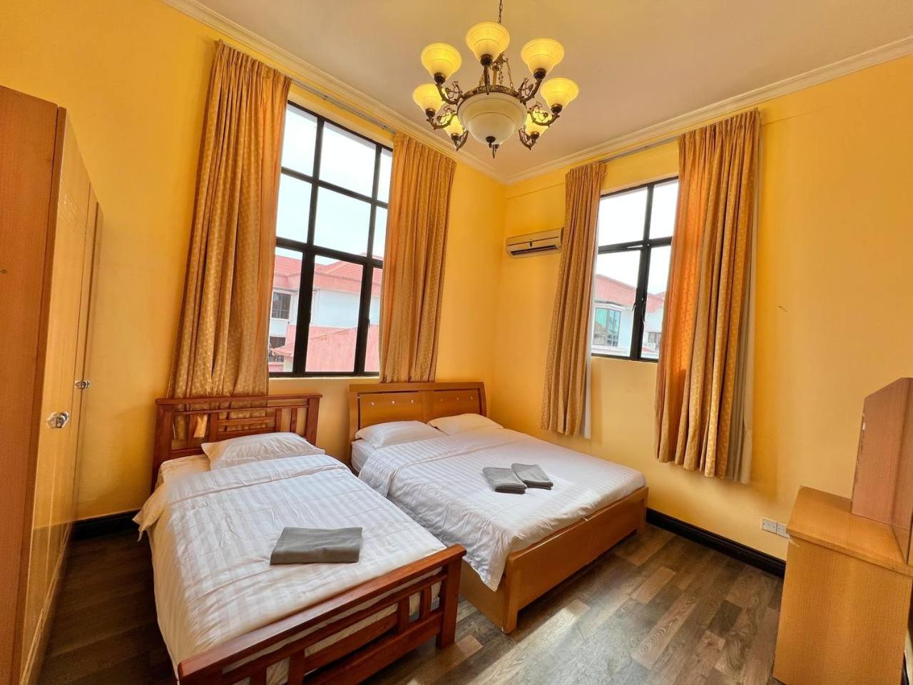 5 Bedrooms MARINA COURT PENTHOUSE KOTA-KINABALU VACATION HOME - 15 Pax photo 7
