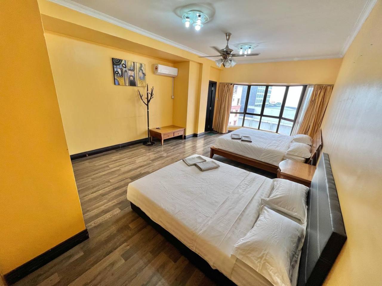 5 Bedrooms MARINA COURT PENTHOUSE KOTA-KINABALU VACATION HOME - 15 Pax photo 2