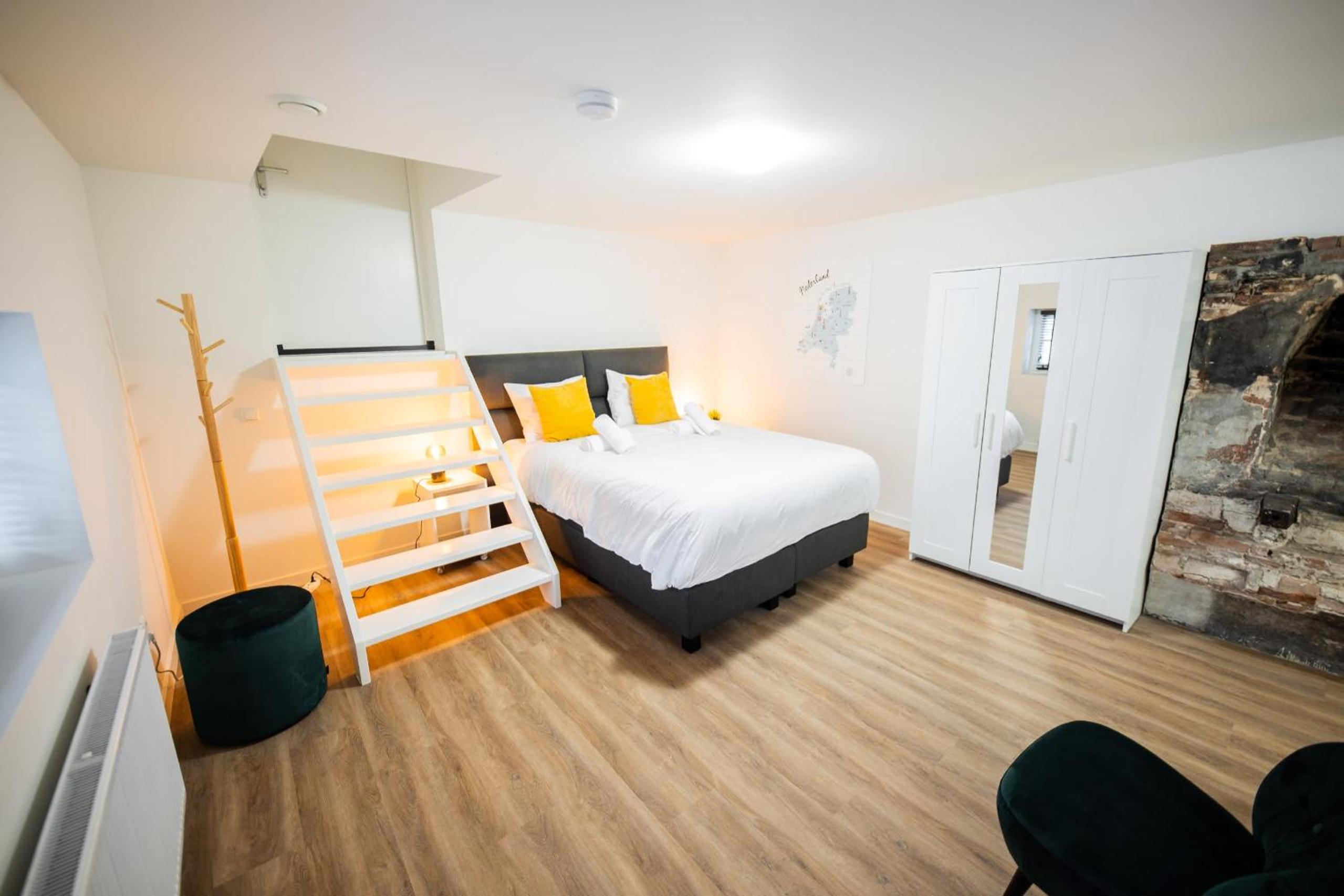 Charming 60m2 One-Bedroom Apartment - WE39B view 3