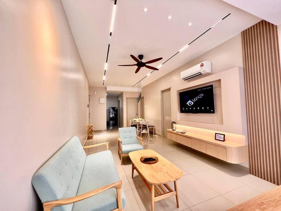 Bali New Holiday Stay@Melaka /2 room/6pax/tvbox photo 2