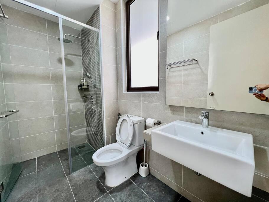 Bali New Holiday Stay@Melaka /2 room/6pax/tvbox photo 6