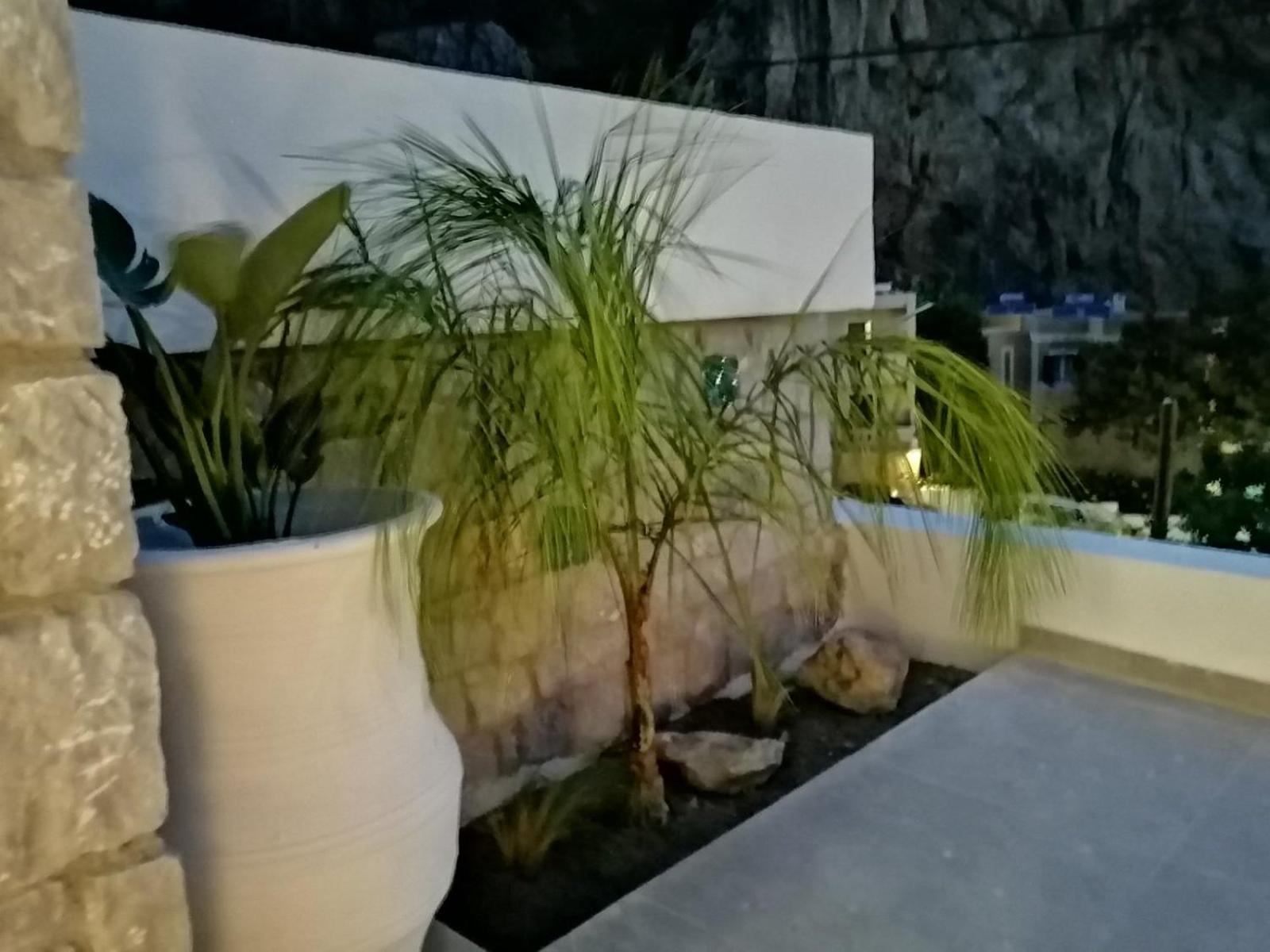 Enilion Luxury Suites