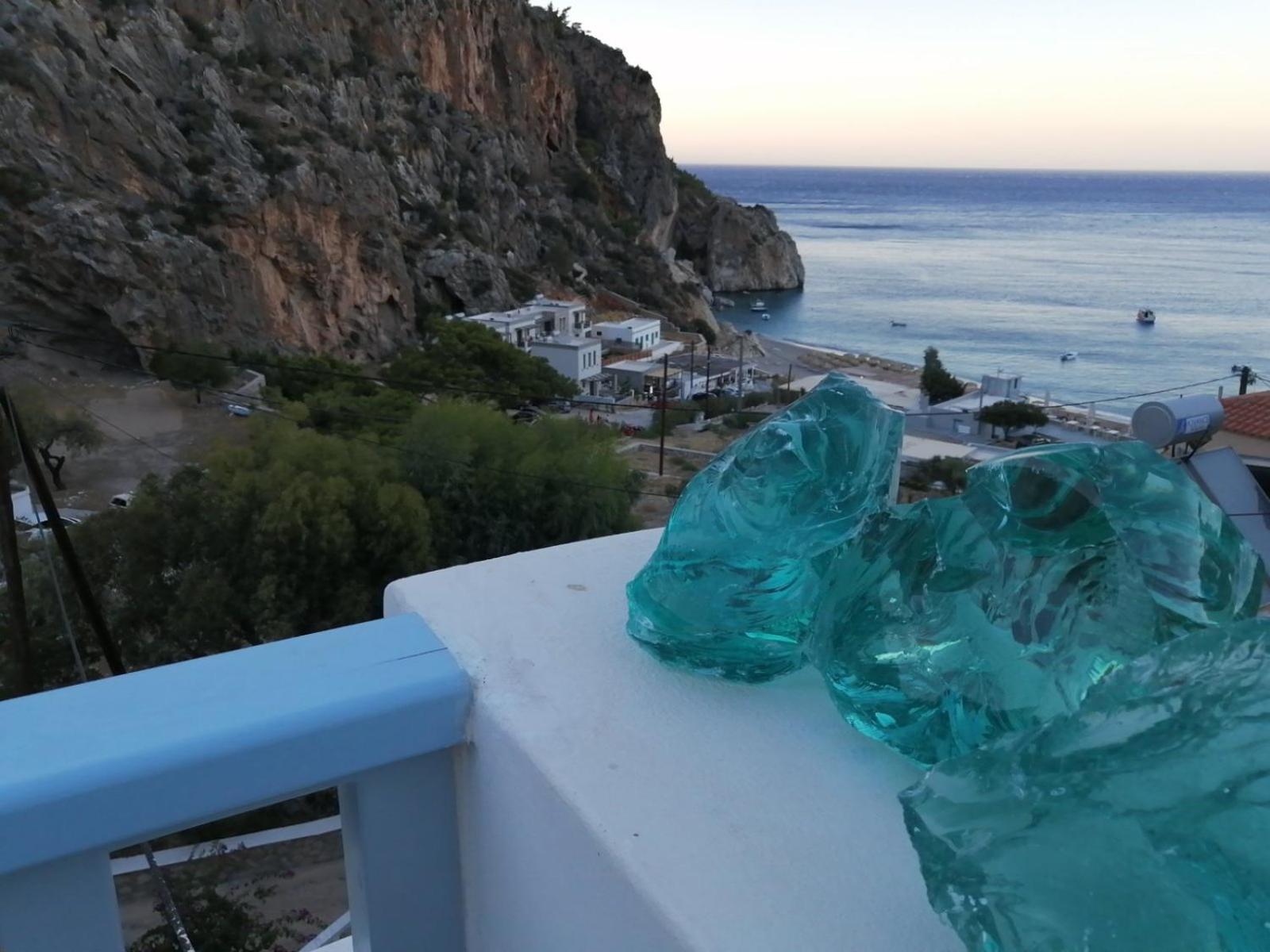 Enilion Luxury Suites