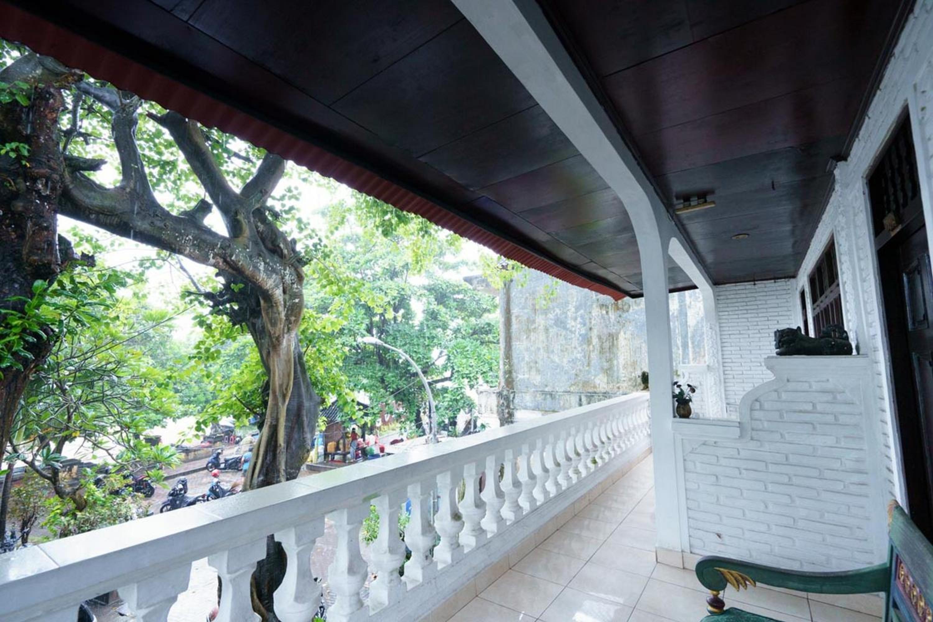 Urbanview Hotel Ananda Beach Sanur view 4