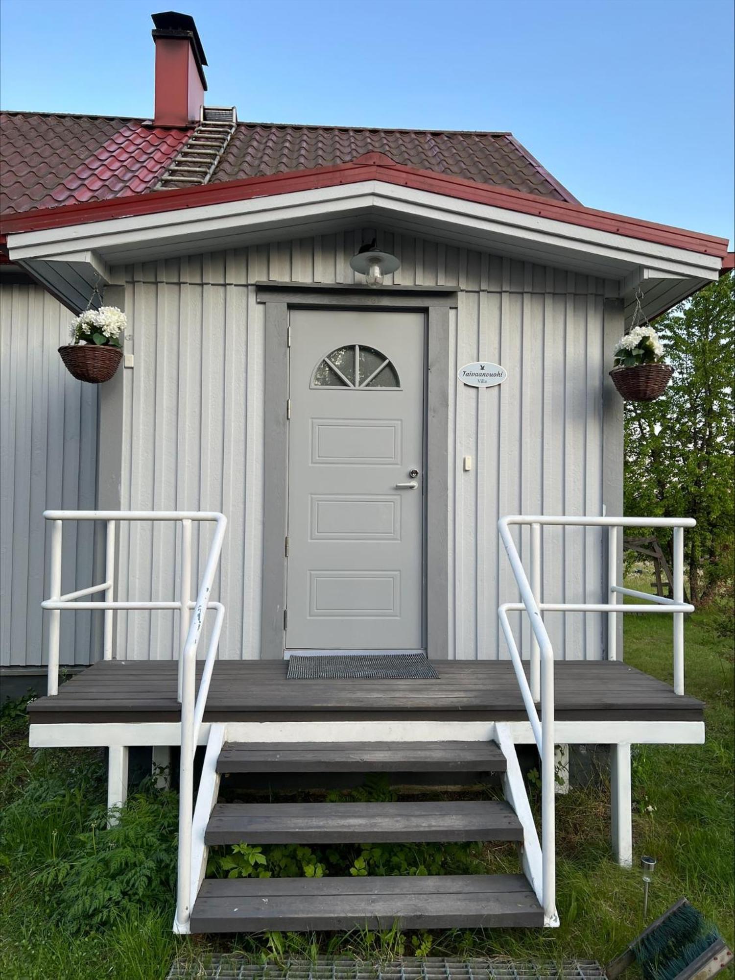 Villa Taivaanvuohi view 2