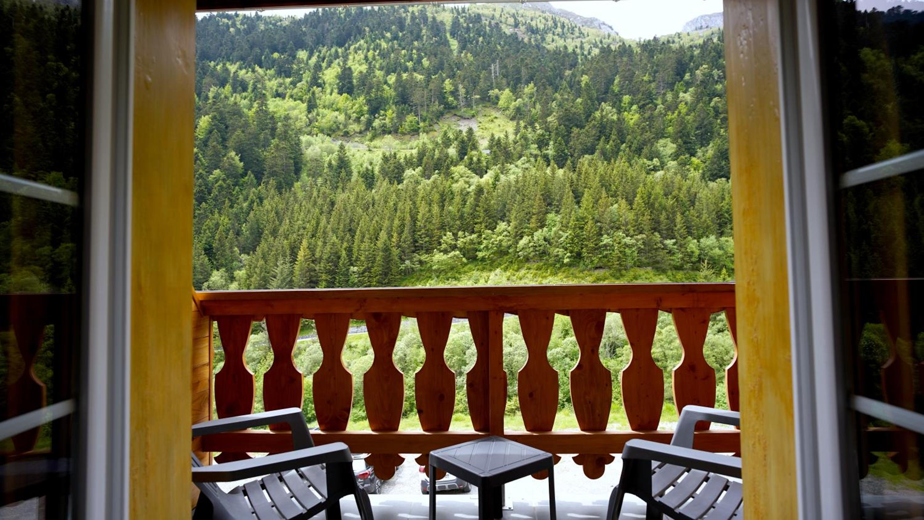 balcony
