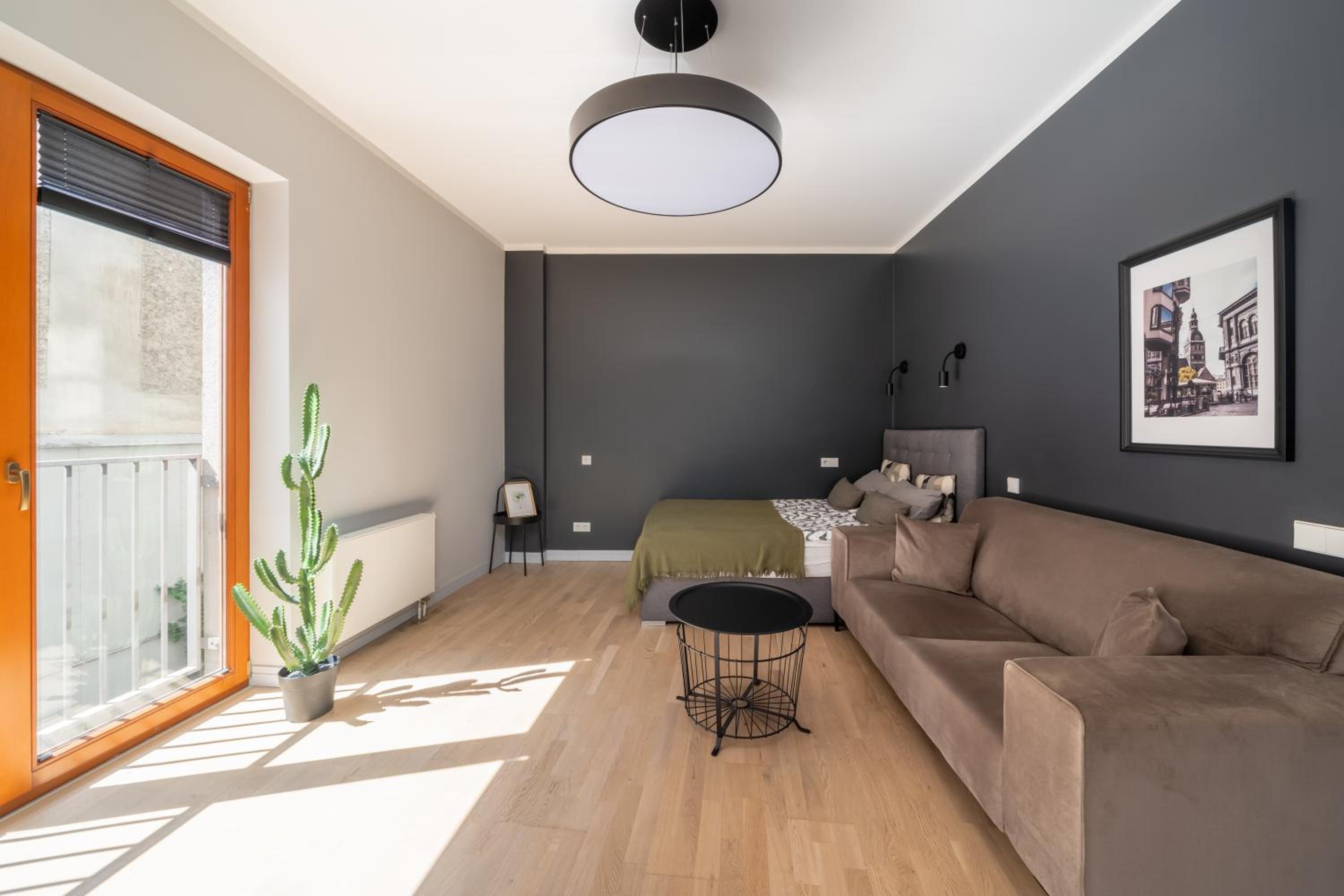 Cosy studio apartment in Ridzenes residence view 5