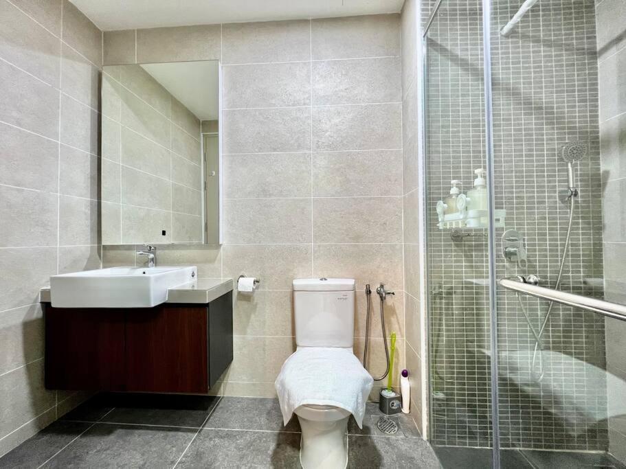 New Bali Kota-1Room/4-5pax/nr jonkerstreet 10minit photo 5