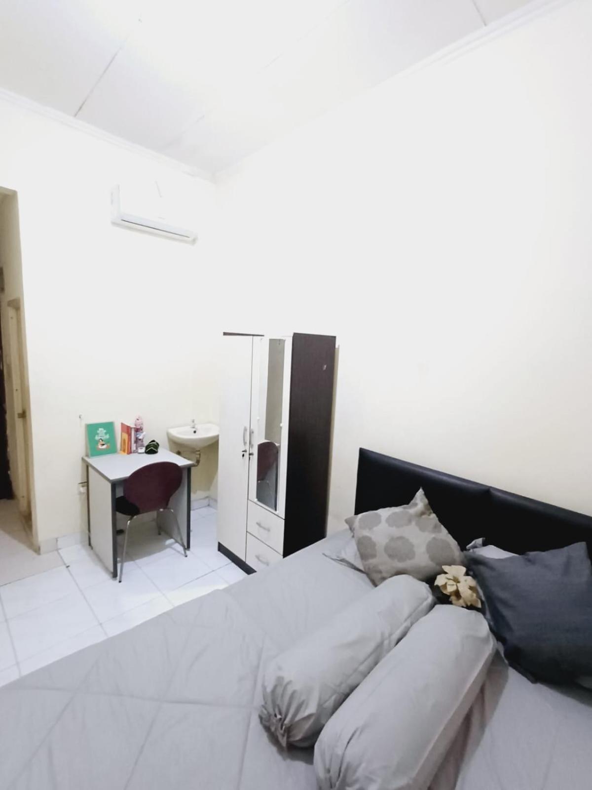 Kost Griya Asri by ecommerceloka view 4