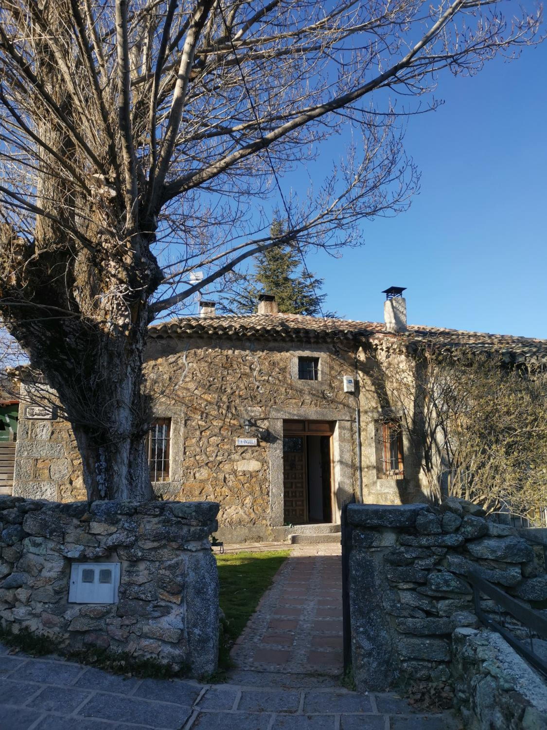 Photo 29