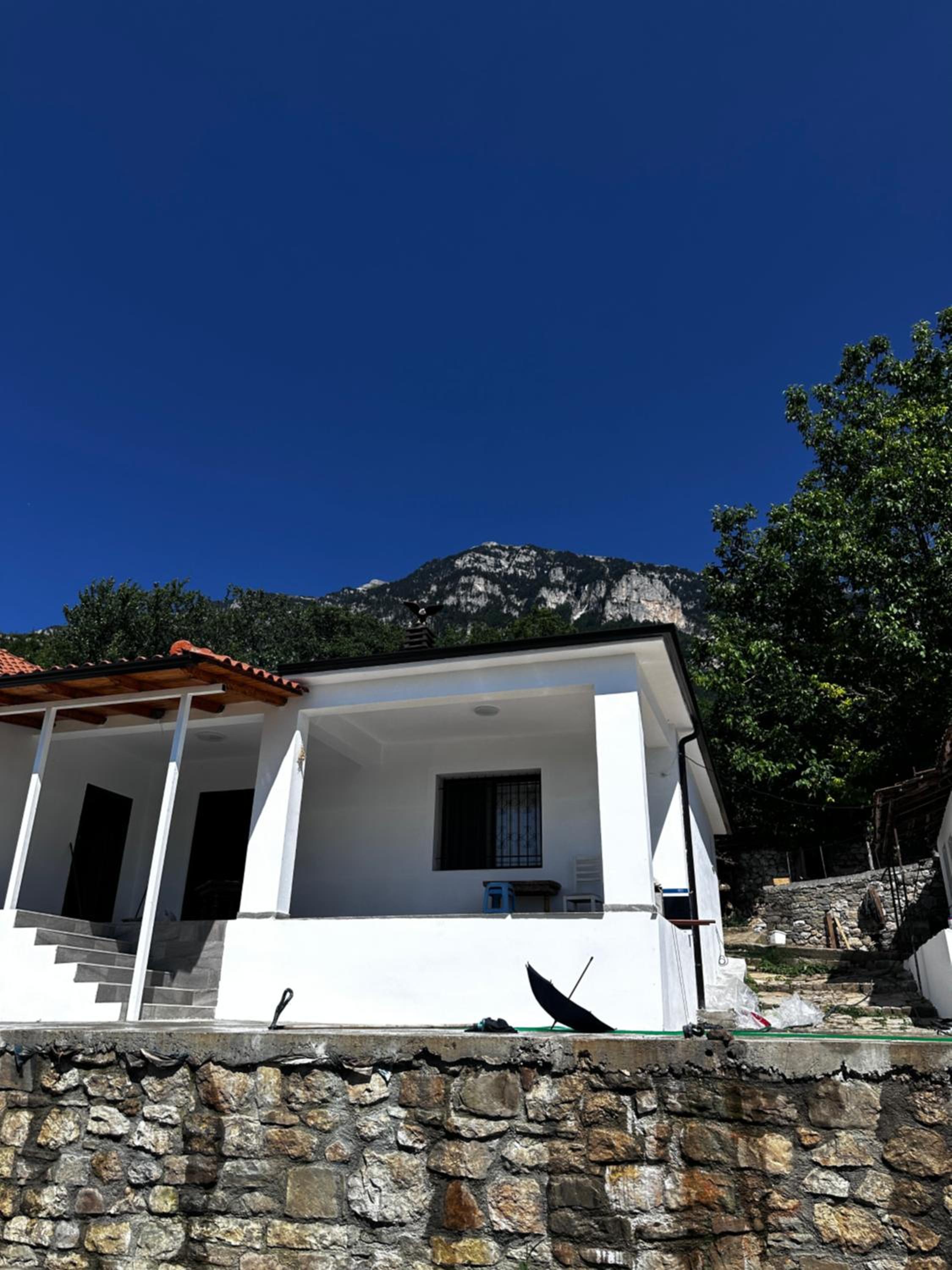 Guest House Sakollari