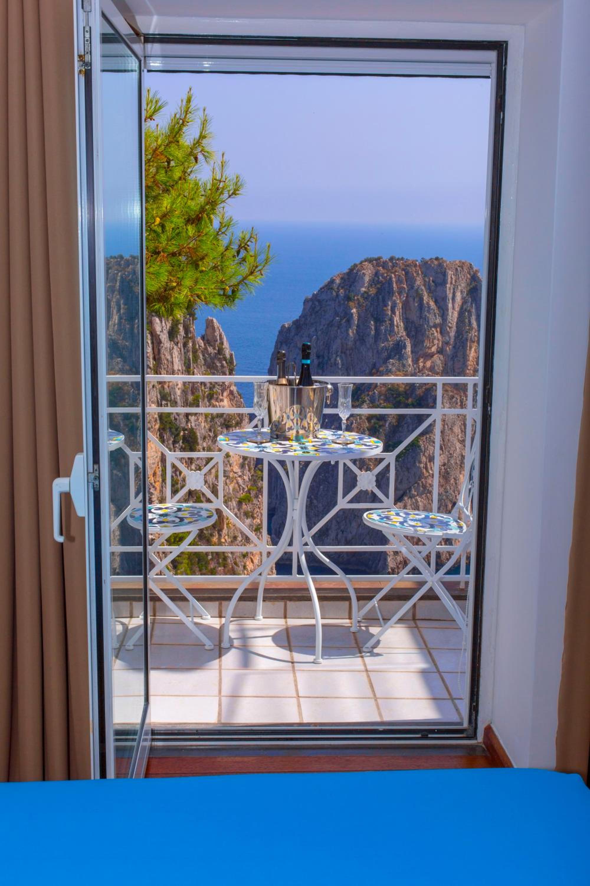 Faraglionensis MonaconeHouse Villa