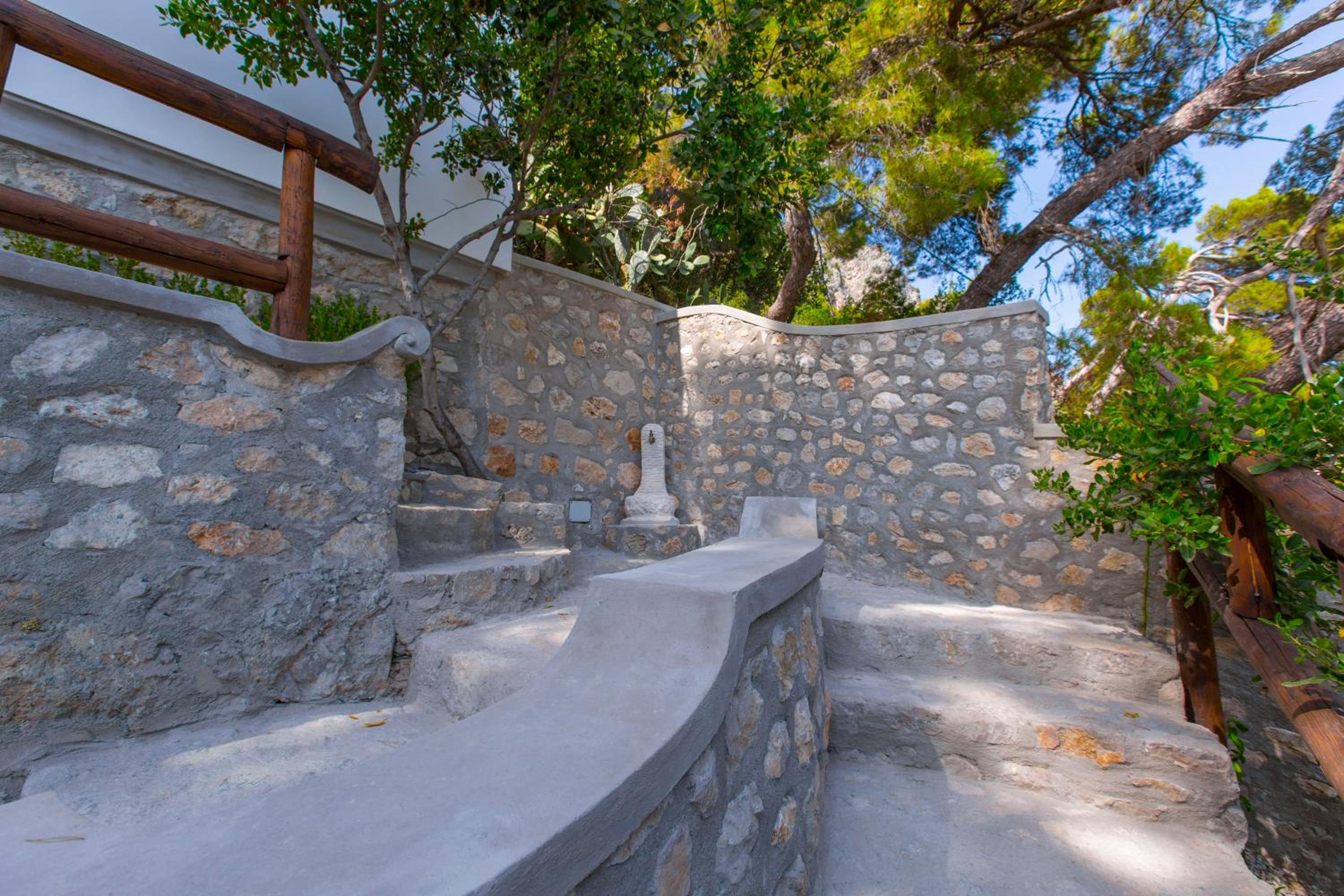 Faraglionensis MonaconeHouse Villa