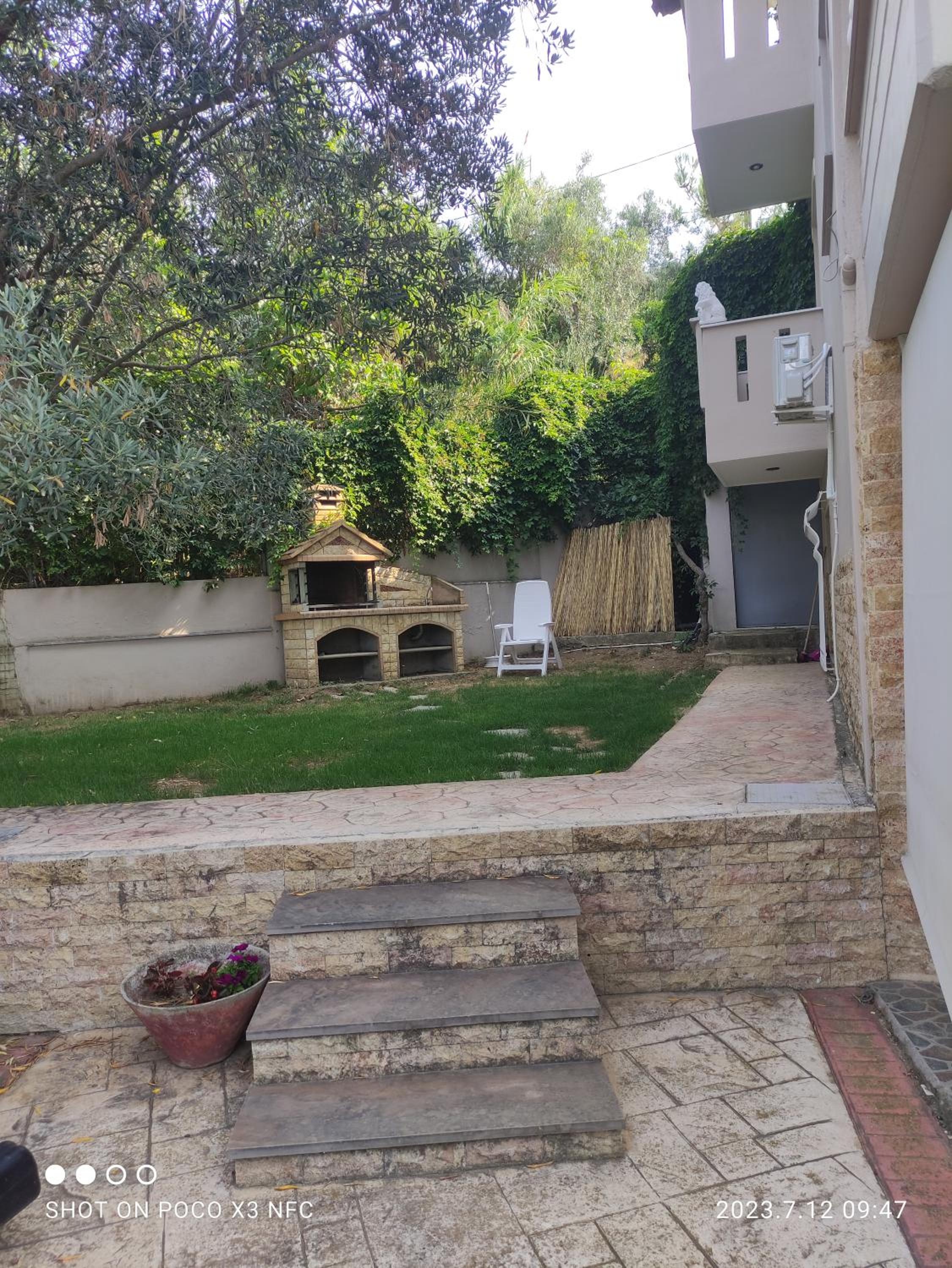 Garden house