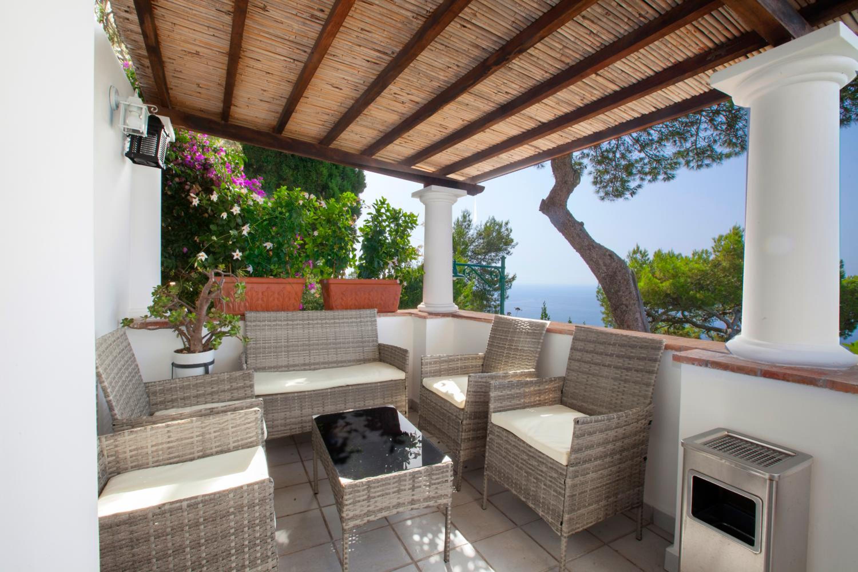 Faraglionensis MonaconeHouse Villa