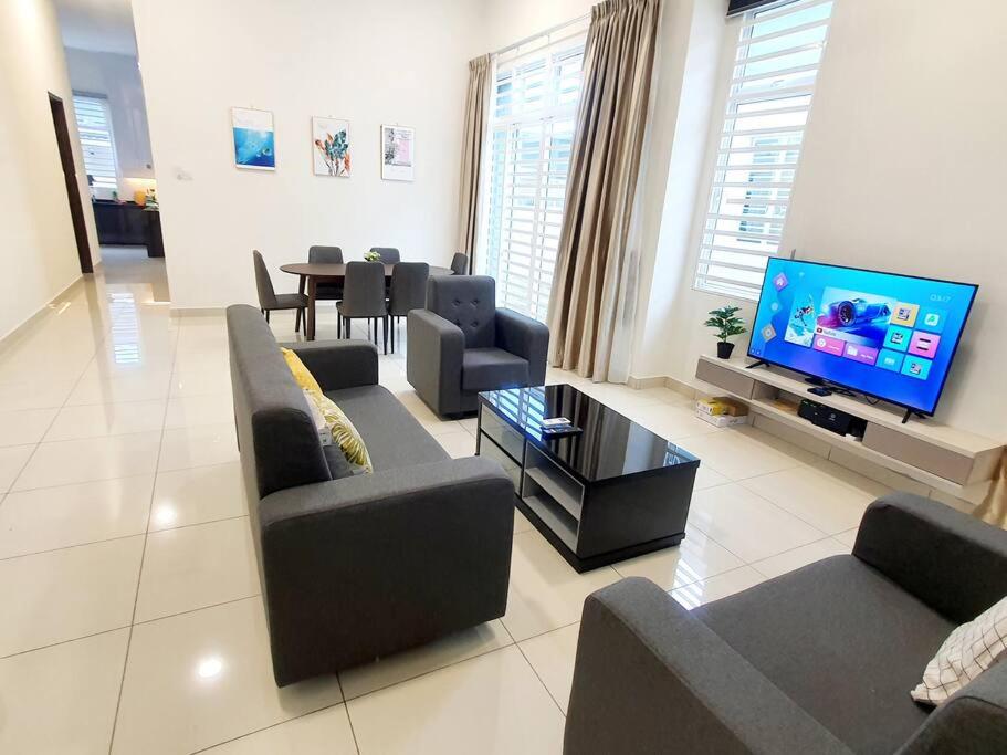 JOVIAL SingleStorey Bungalow 4Room10Pax `Alma photo 7