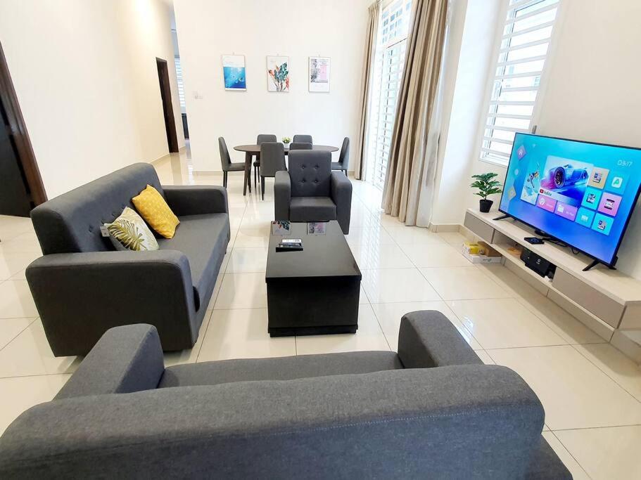 JOVIAL SingleStorey Bungalow 4Room10Pax `Alma photo 5