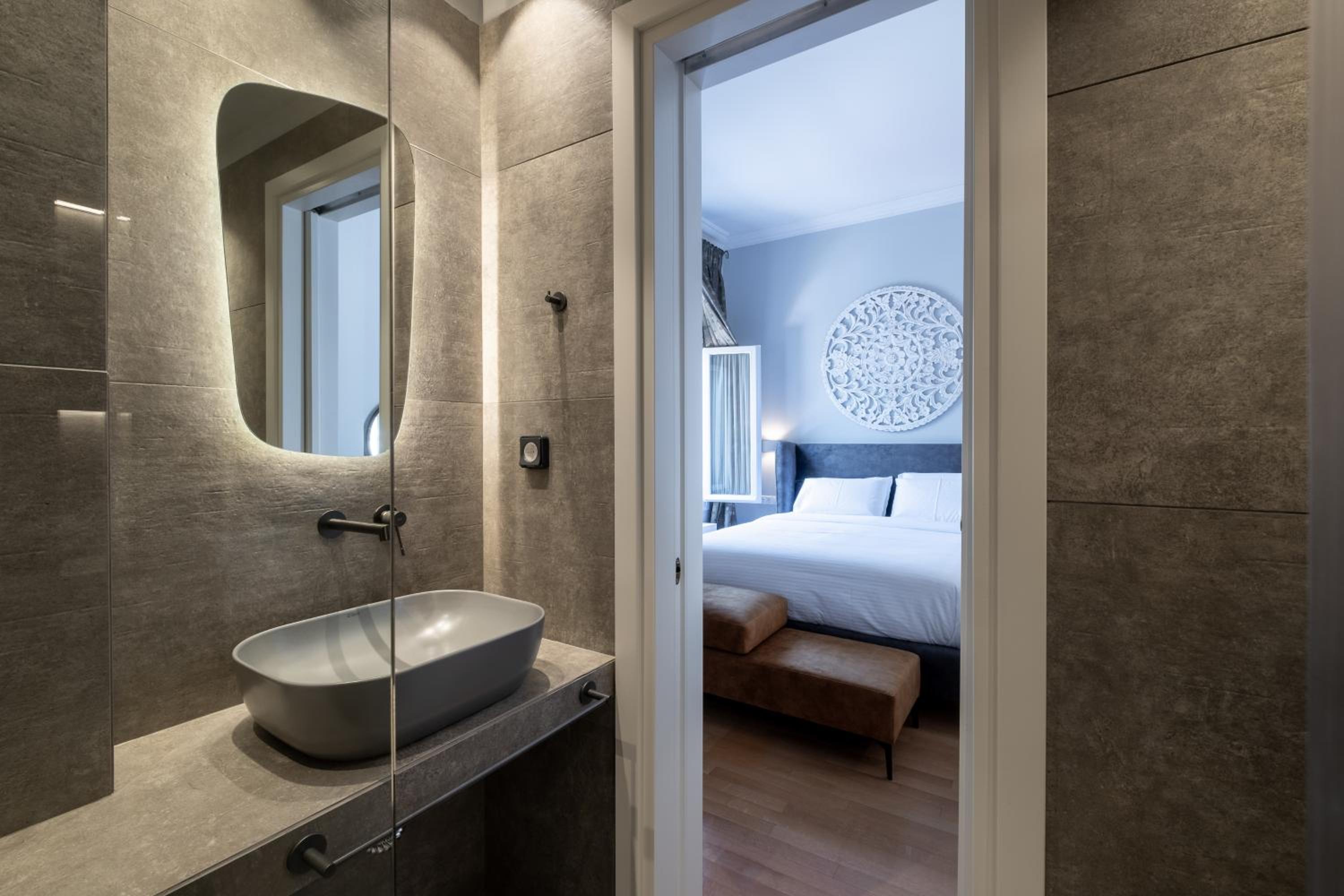 Thiseas Luxury Apartment