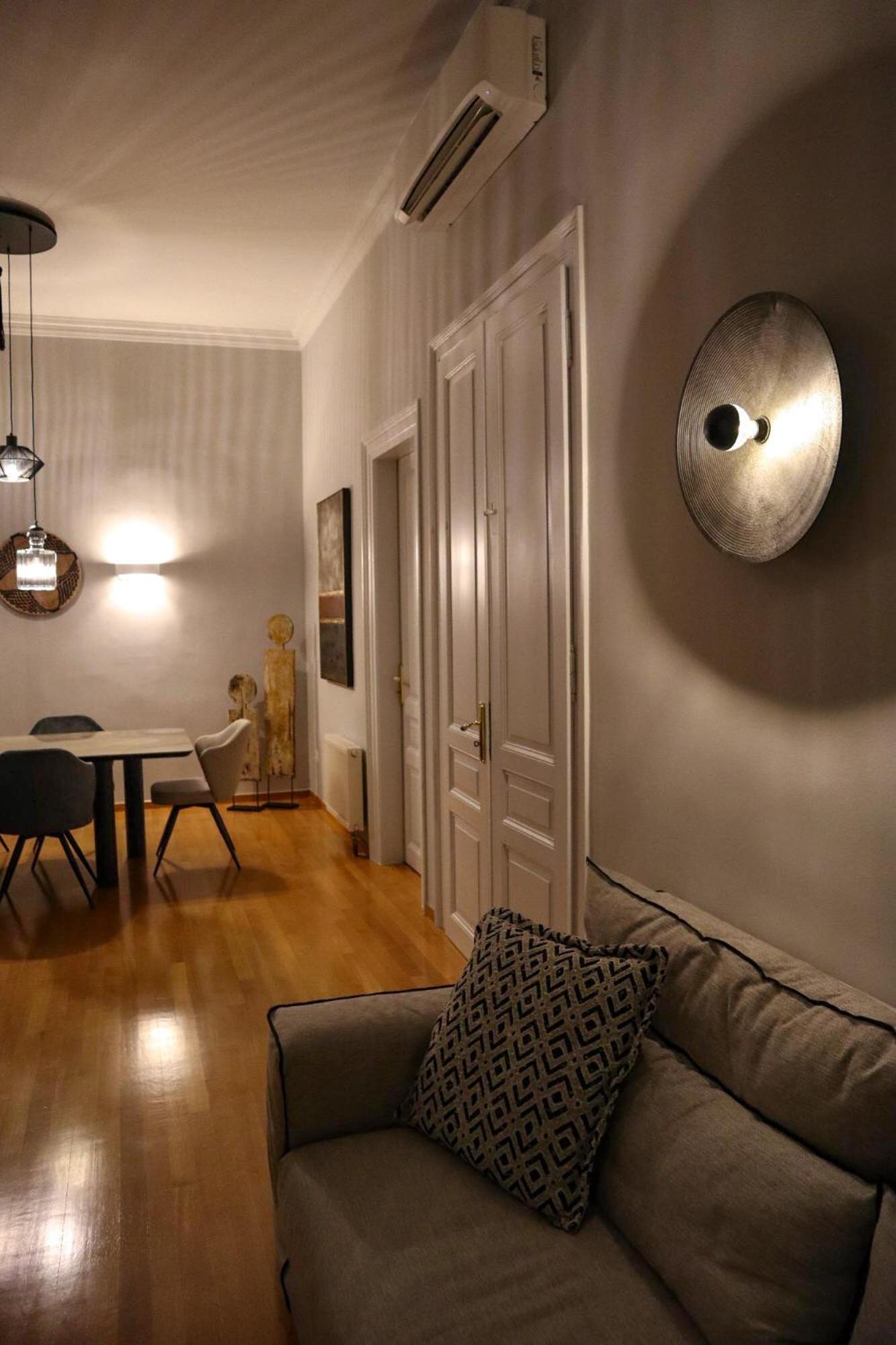 Thiseas Luxury Apartment