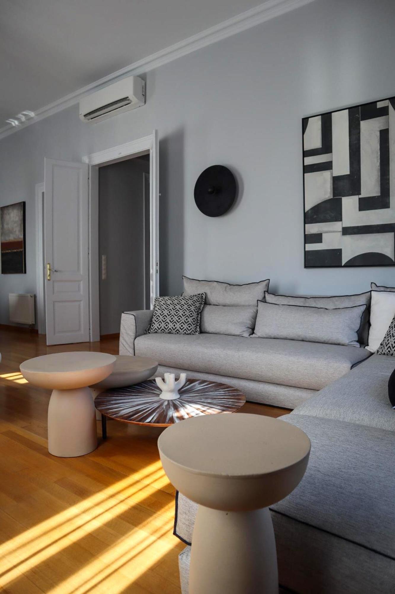 Thiseas Luxury Apartment