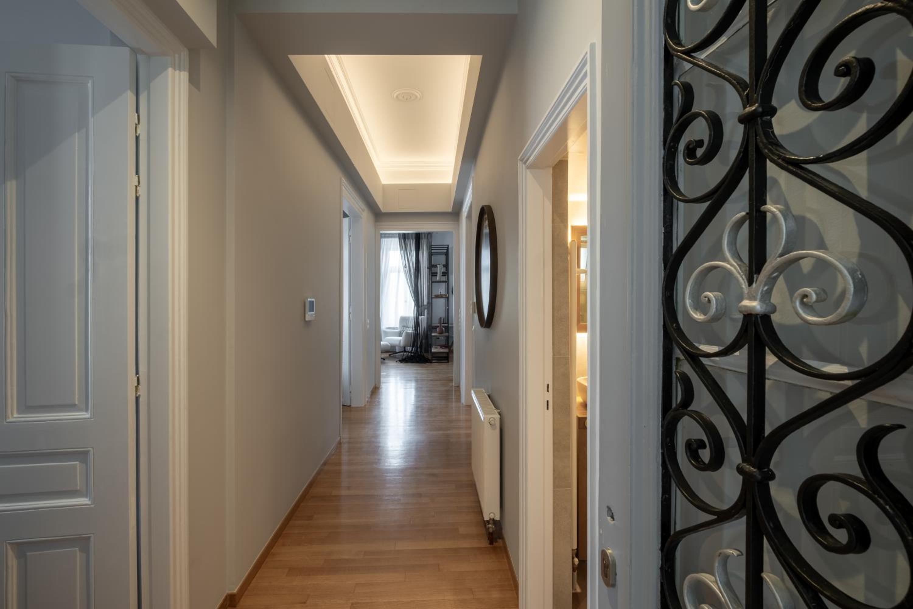 Thiseas Luxury Apartment