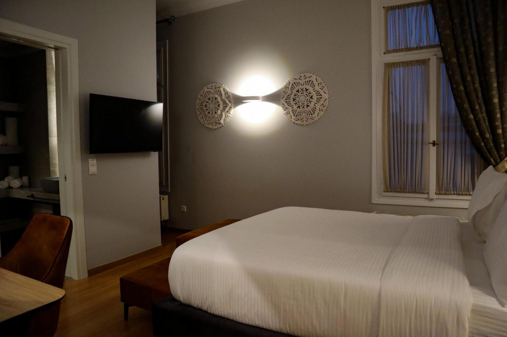 Thiseas Luxury Apartment