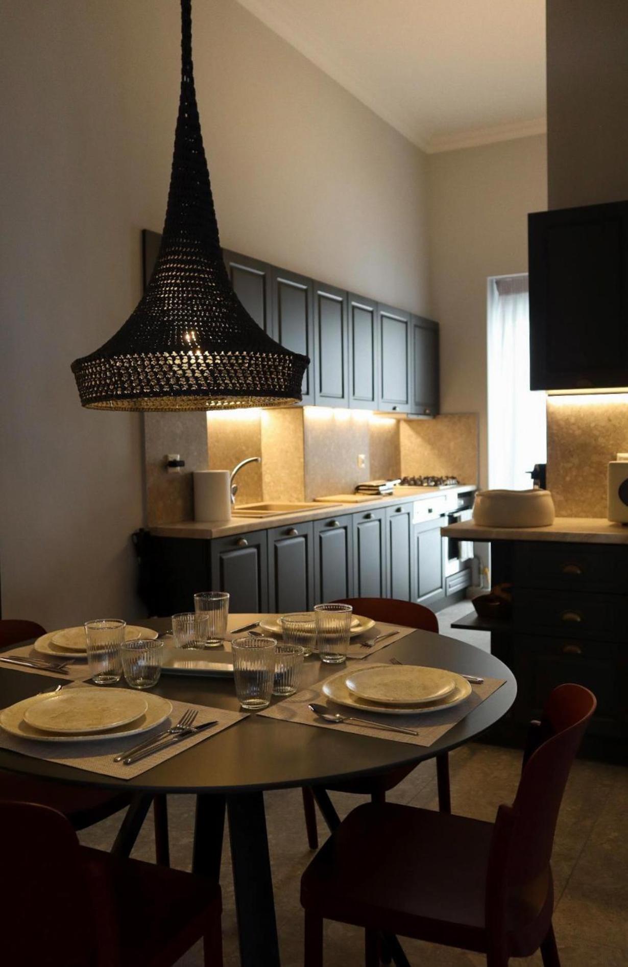Thiseas Luxury Apartment
