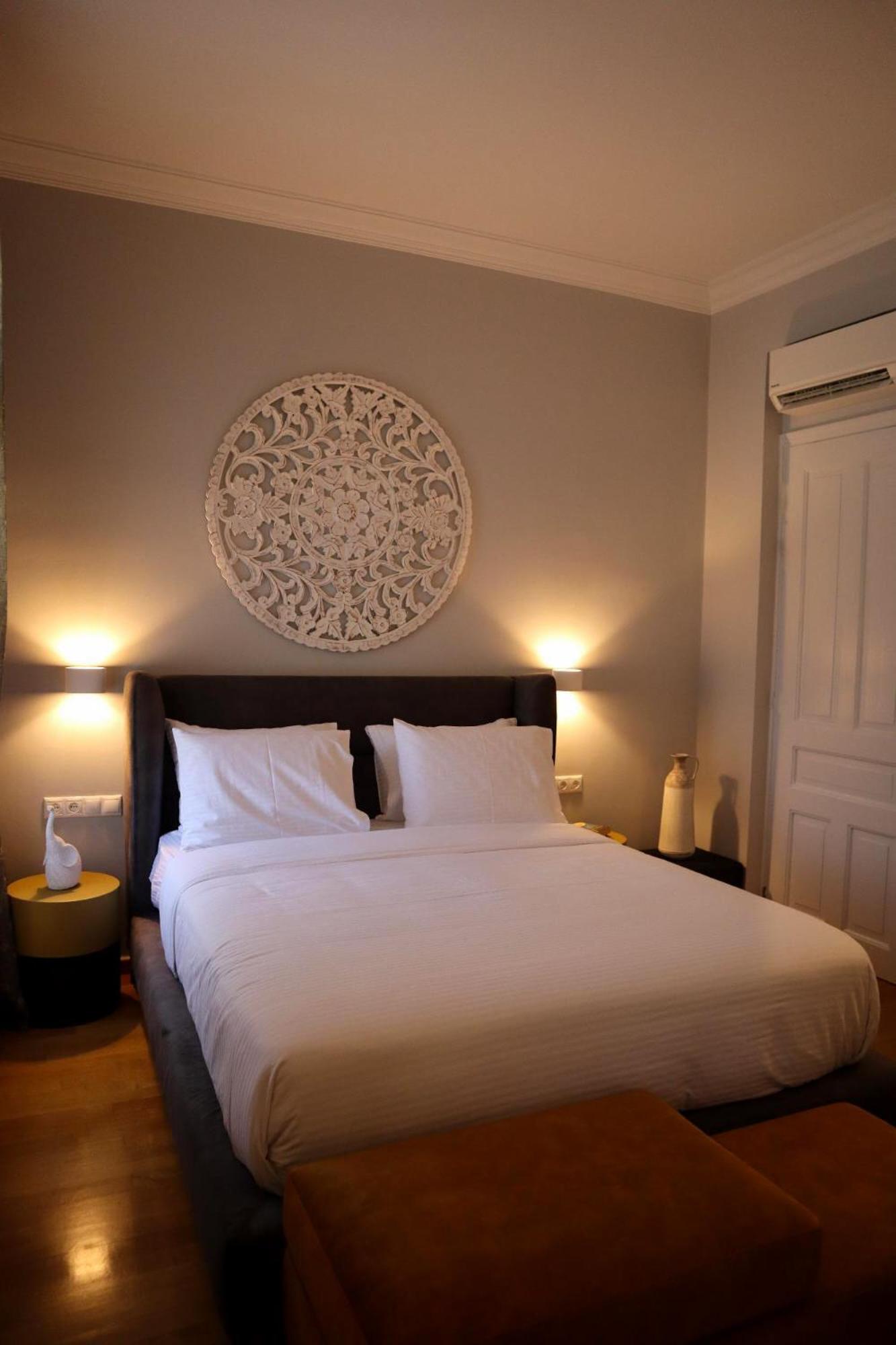 Thiseas Luxury Apartment