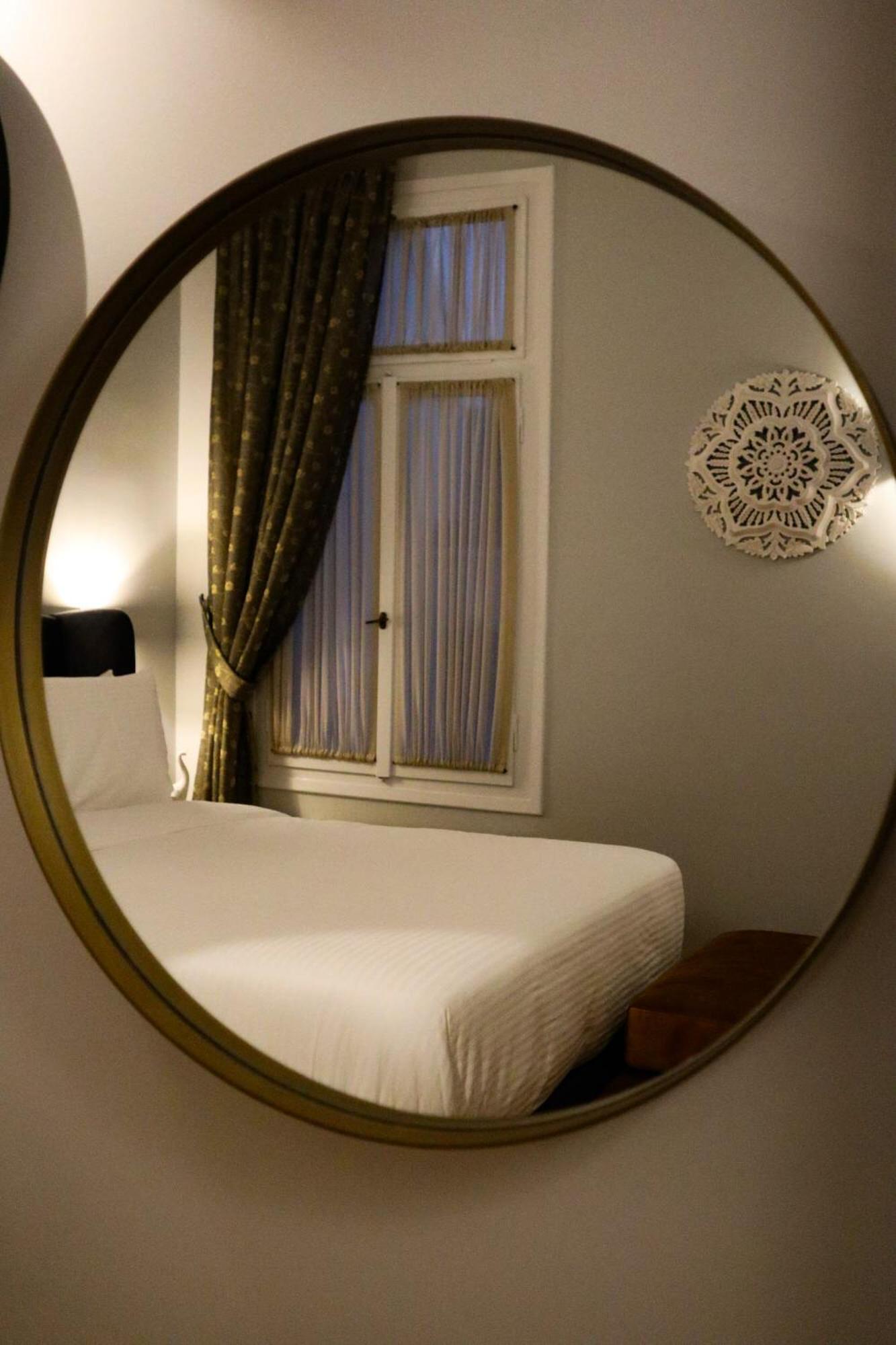 Thiseas Luxury Apartment