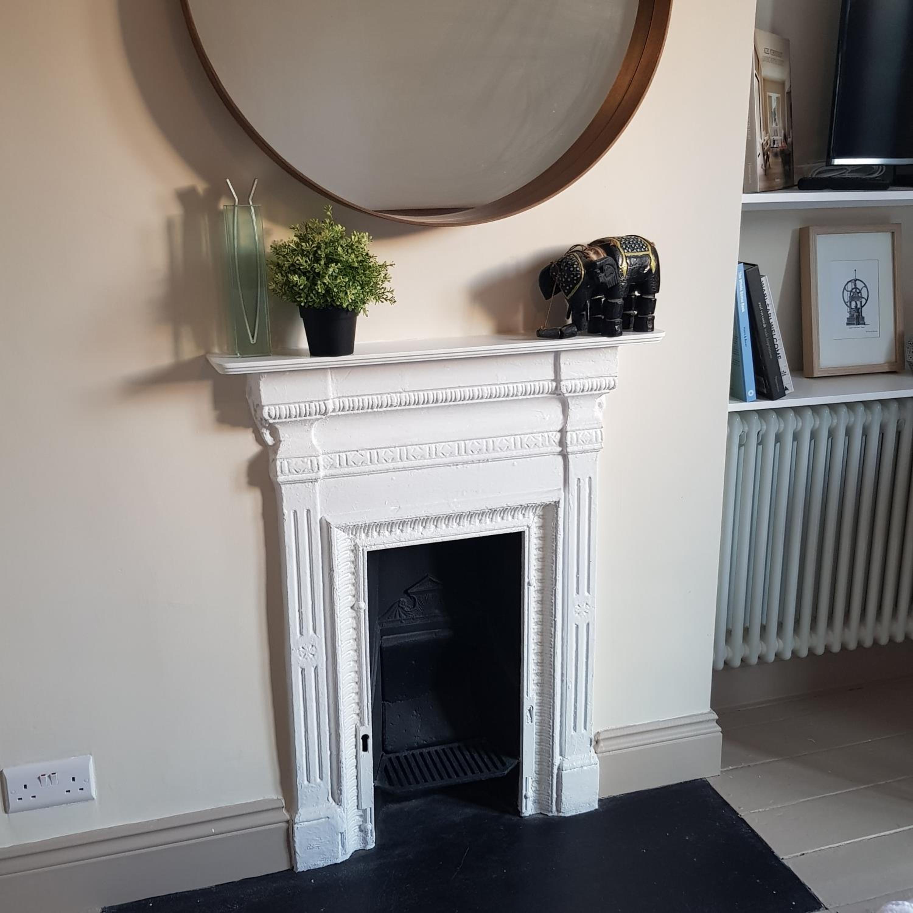 Beautiful private room in Queens Park townhouse photo 2