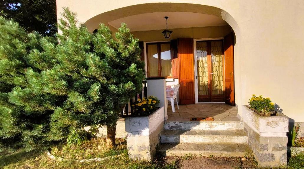 Casa in montagna con giardino privato recintato view 4