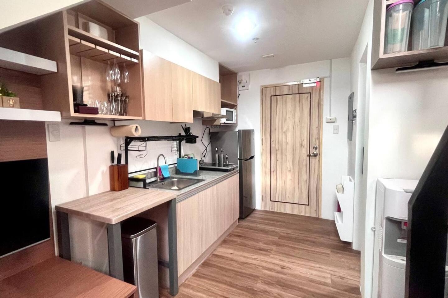 Loft Unit One Bedroom with terrace view 2