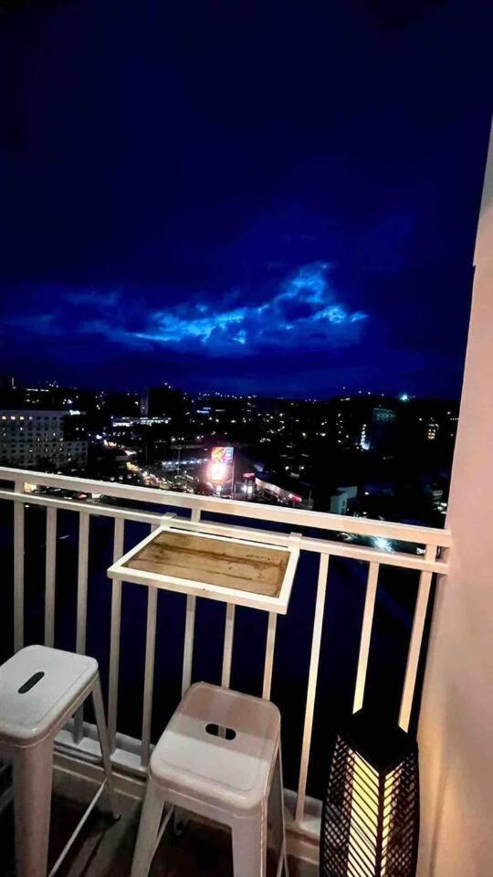 Loft Unit One Bedroom with terrace view 3