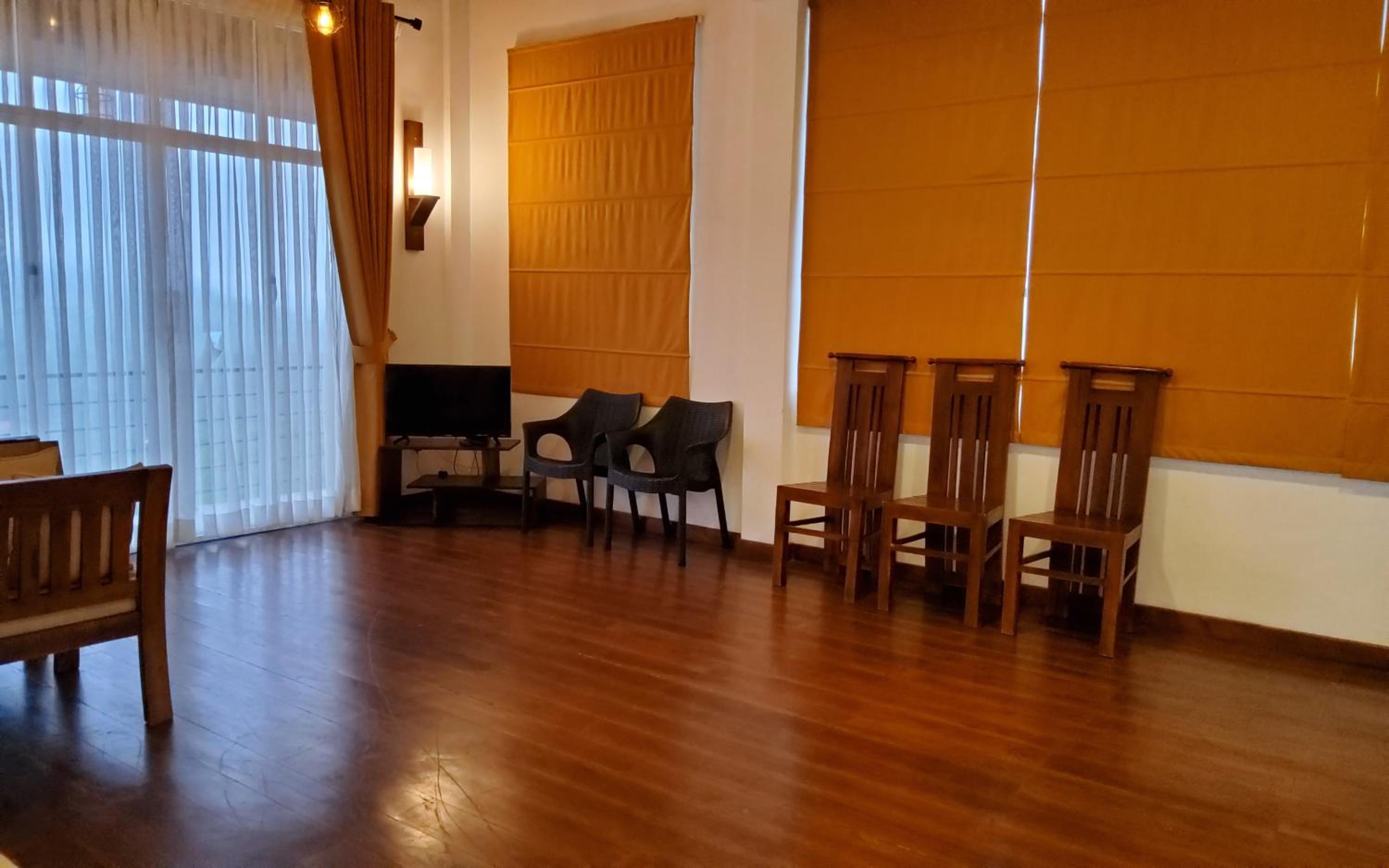 Thimaya Holiday Resort