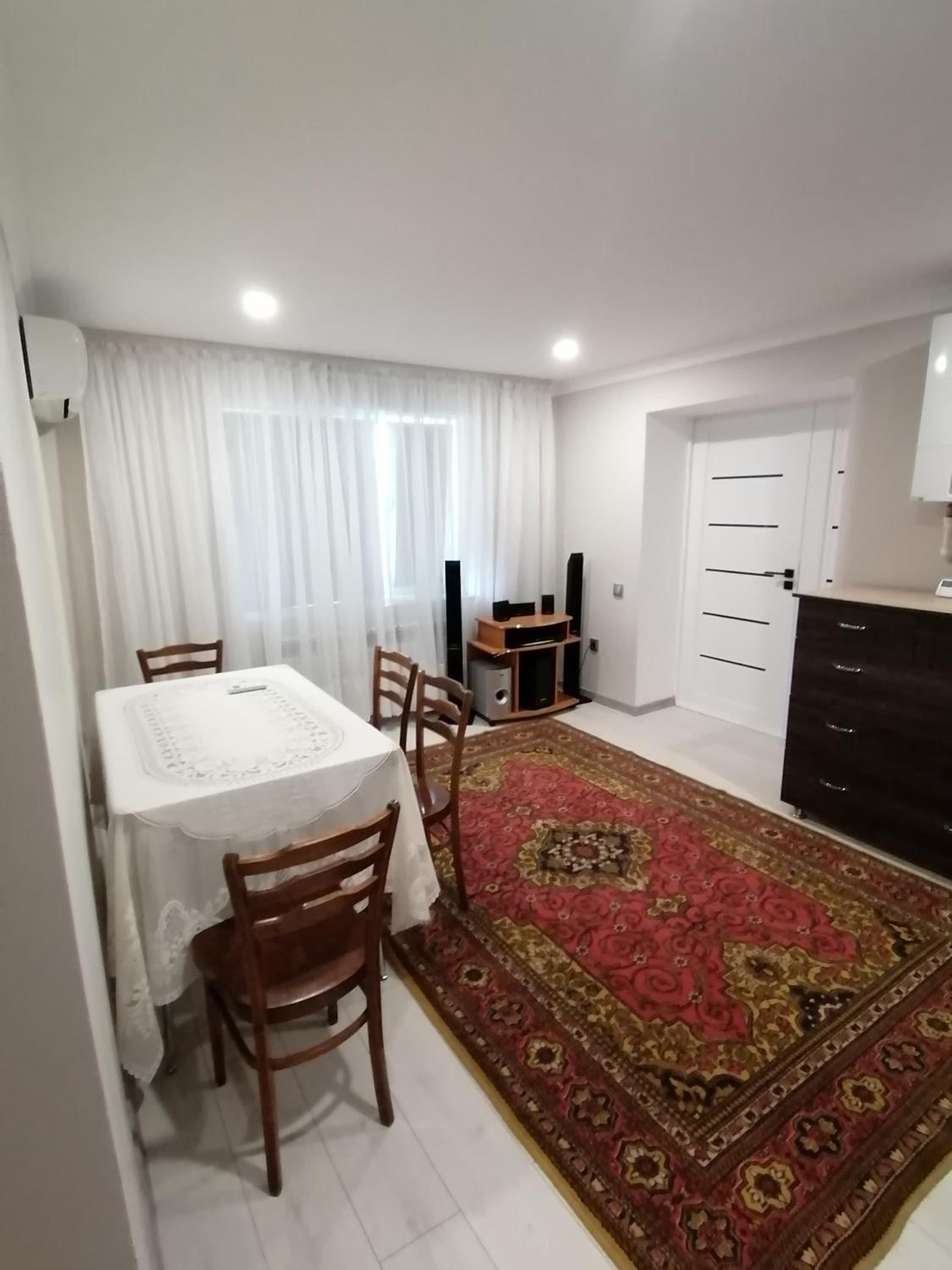 Căsuță Pentru Oaspeți view 2