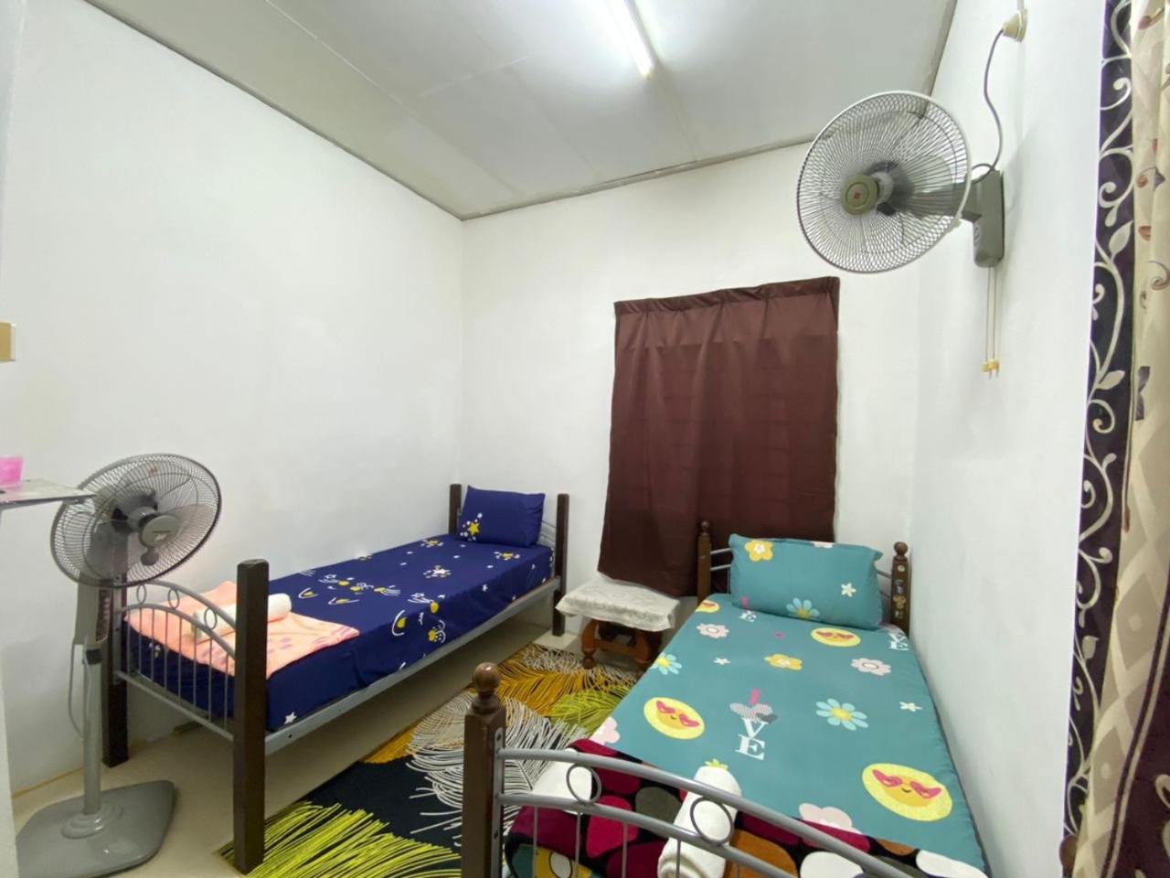 Homestay Ummi Gong Badak photo 3