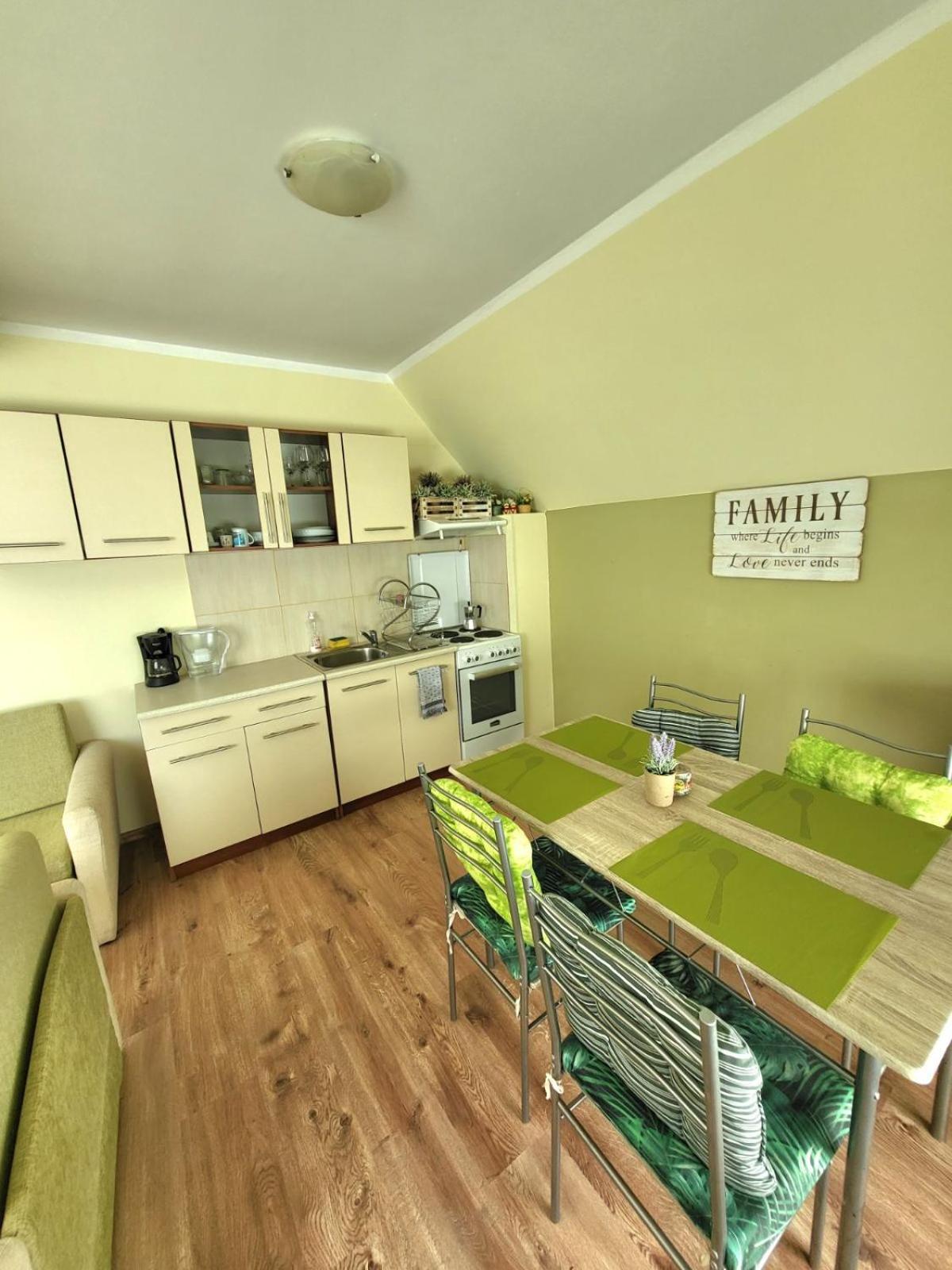 Penthouse Apartments PERLA, Vasiliko