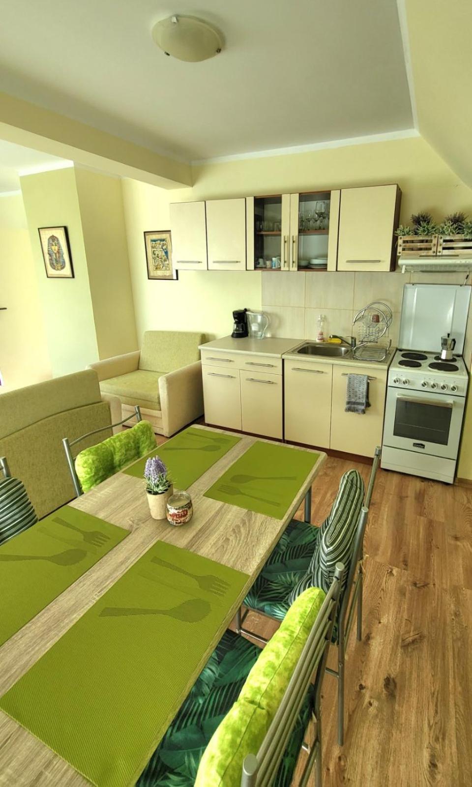 Penthouse Apartments PERLA, Vasiliko