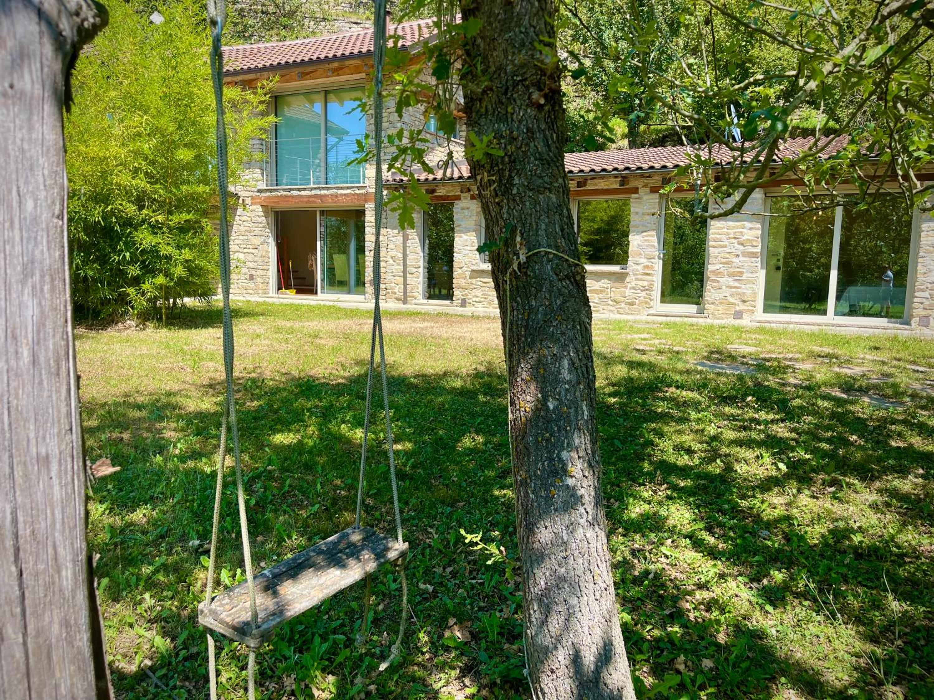 Photo 48