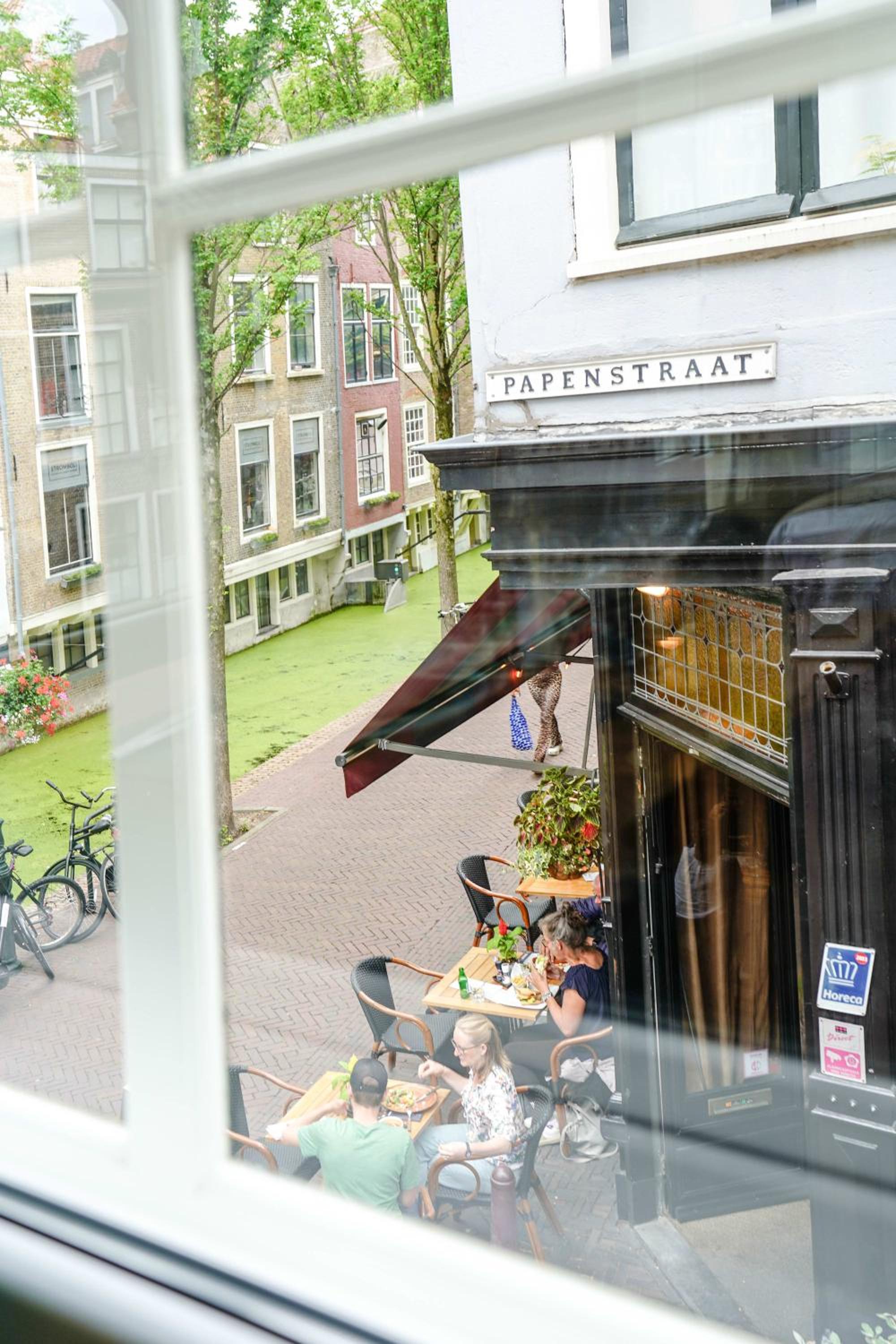 Deluxe 20m2 Canal View view 2