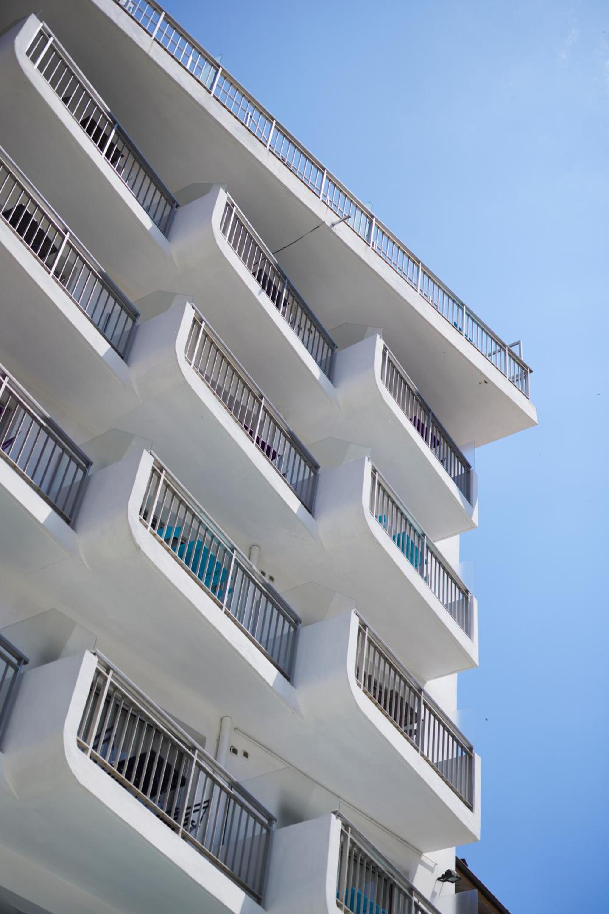 Hotel Abrial - Image 1