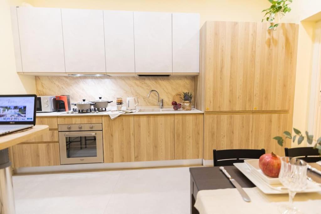 Il Melograno Suite Apartment photo 4