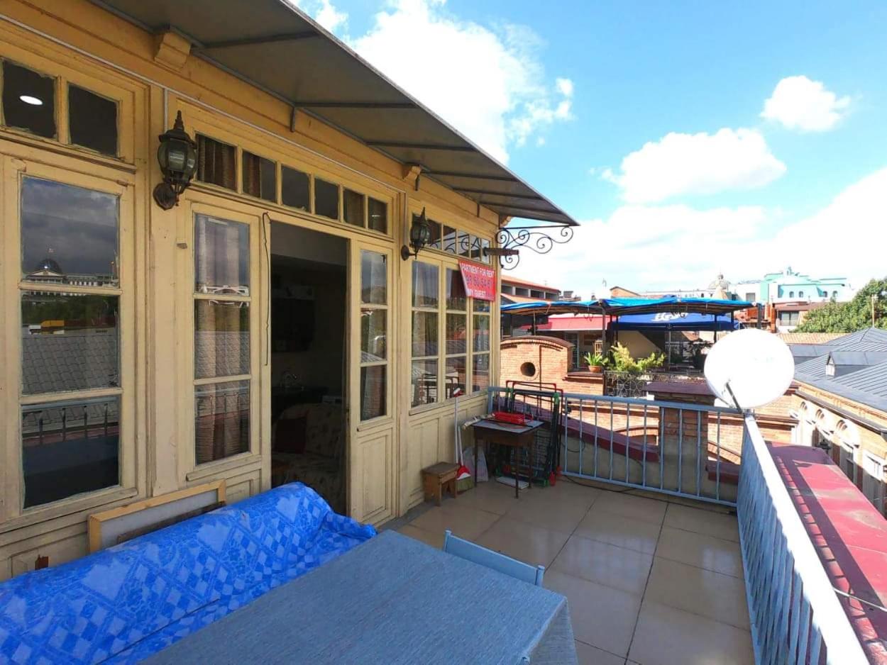 Apartment in OLD TBILISI view 4