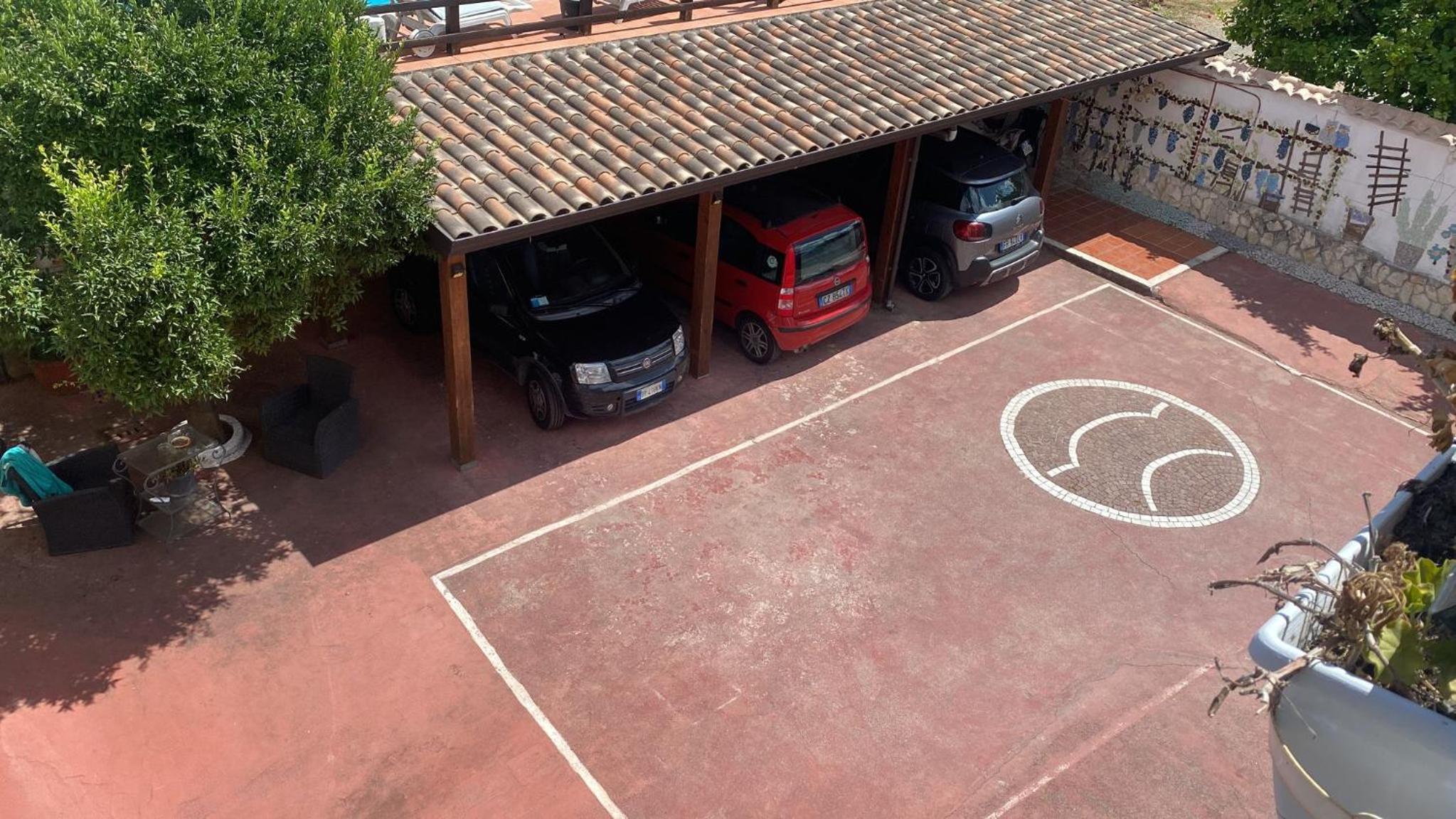 Tabor 1 garden & parking