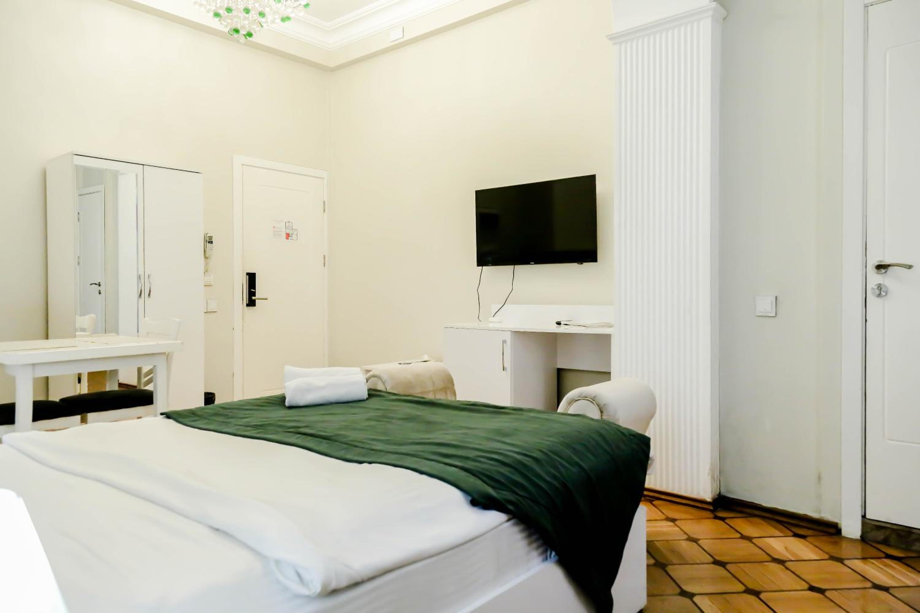 WH Hotel & SPA