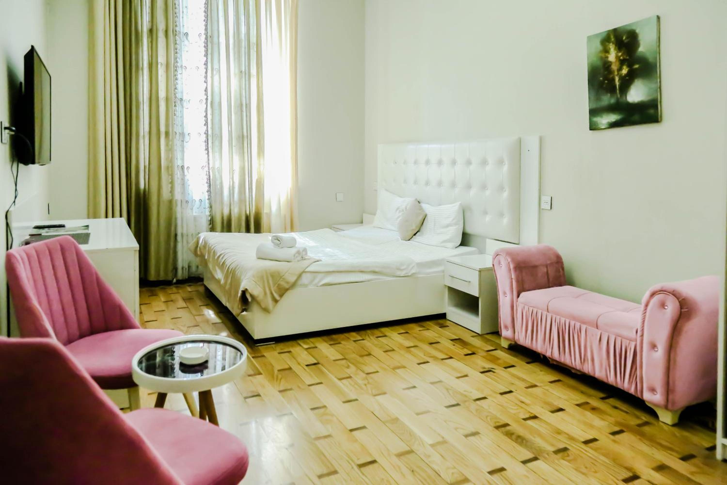 WH Hotel & SPA