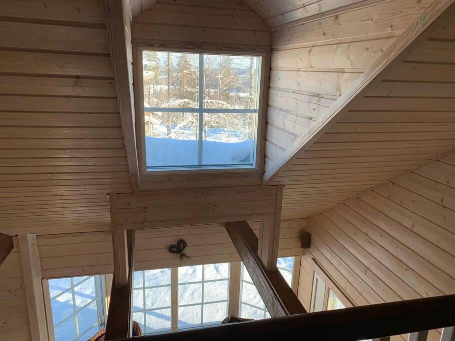 Villa Riihitonttu - Cozy Cabin for 8 Guests