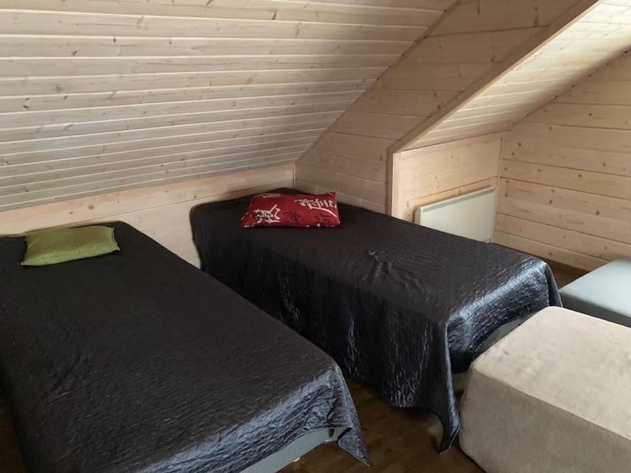Villa Riihitonttu - Cozy Cabin for 8 Guests